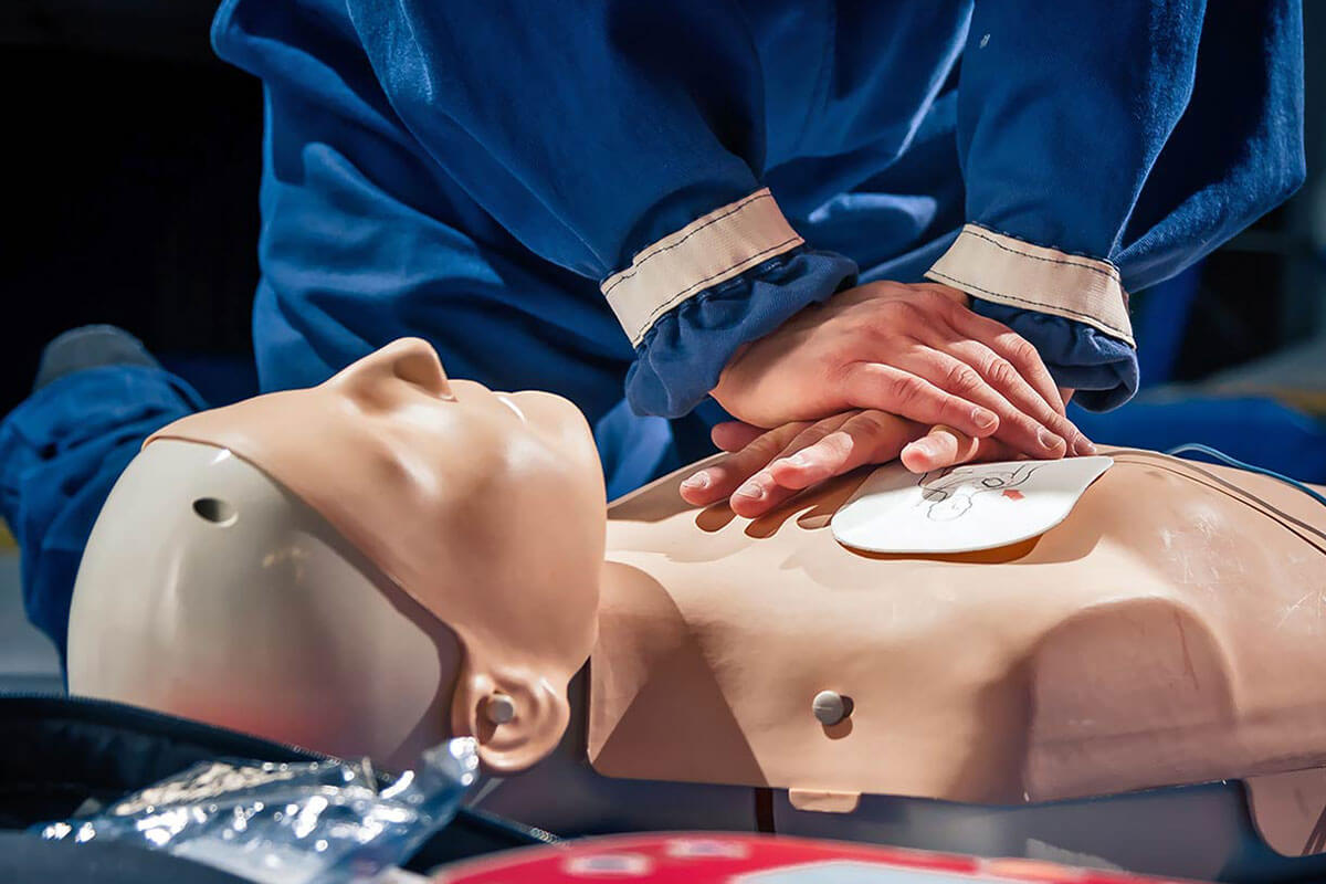 Aeromedical Aspects and First Aid Training